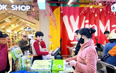 'Tâm trao thành ý' với món quà Tết thiết thực từ WinCommerce