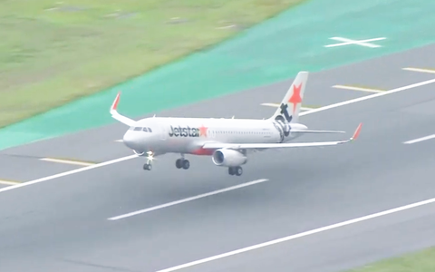 Đùa cợt về đồng tiền Việt Nam, Jetstar Úc gặp phải làn sóng phản ứng dữ dội