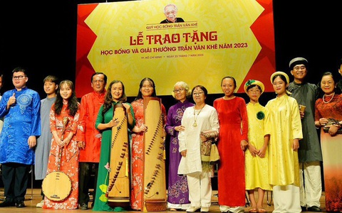Quỹ Trần Văn Khê: 8 năm và chuyện buồn từ hai phía