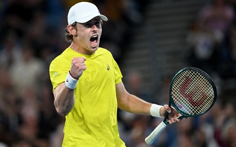 Chủ nhà lặng lẽ ở Grand Slam