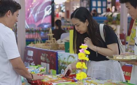 Góc nhìn trưa nay: Không gian Tinh hoa Việt Nam- cơ hội quảng bá hàng Việt