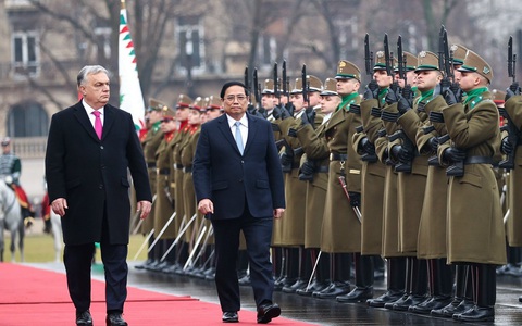 Thủ tướng Hungary Viktor Orbán chủ trì lễ đón
Thủ tướng Phạm Minh Chính