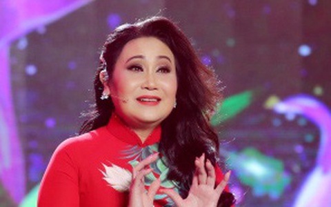 Tin tức xem nghe: Với Thanh Hằng ai cũng là khán giả; Về Chợ Lớn xem múa lân