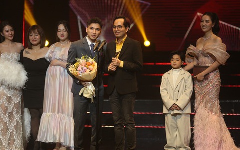 Phim gia đình dài lê thê thắng lớn ở VTV Awards 2023