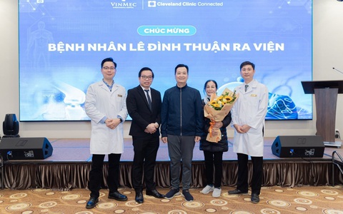 Lần đầu tiên mổ thay thế xương chậu, xương đùi do kỹ sư Việt thiết kế cho bệnh nhân ung thư