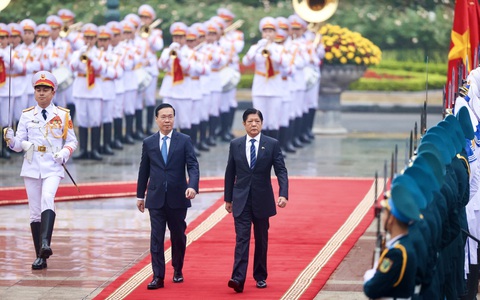 Việt Nam bắn 21 phát đại bác trong lễ đón Tổng thống Philippines Ferdinand Marcos Jr