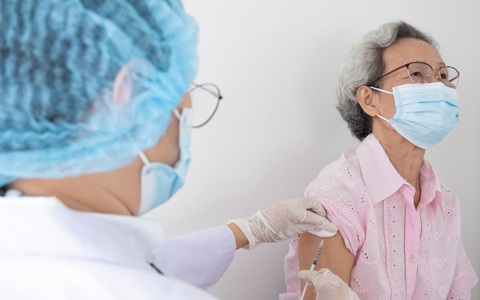 Lợi ích của vắc xin phòng cúm đối với người cao tuổi
