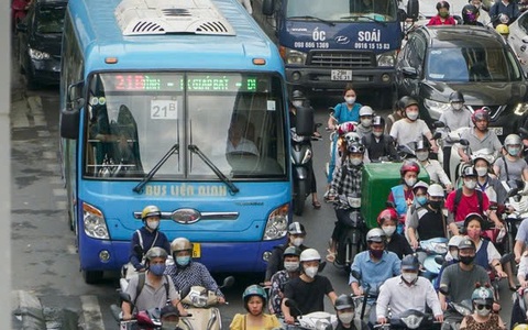 Hà Nội tăng giá vé đi xe buýt