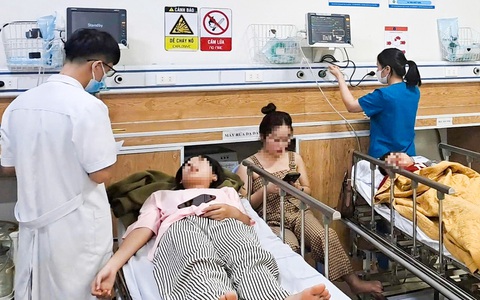 44 học sinh, sinh viên ở Trường cao đẳng Lào Cai nhập viện vì sốt, tiêu chảy