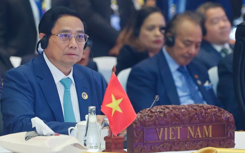 Thủ tướng dự cấp cao ASEAN - Trung Quốc, đề nghị AIIB hỗ trợ Việt Nam huy động nguồn lực