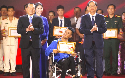 Những điển hình đầy sáng tạo, cống hiến trong học tập, làm theo gương Bác