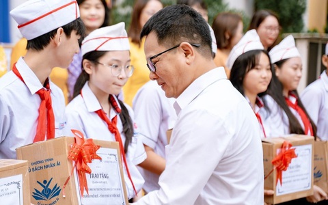 Nhiều người muốn hỗ trợ nam sinh sau bức thư gây xúc động của nữ sinh lớp 7