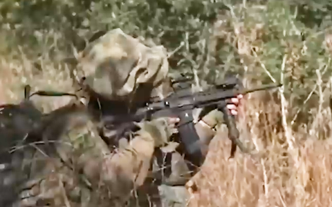 Hezbollah hạ 3 xe tăng và 8 binh sĩ Israel đổ bộ vào Lebanon