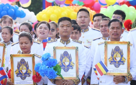Campuchia kỷ niệm 20 năm ngày Quốc vương Norodom Sihamoni lên ngôi