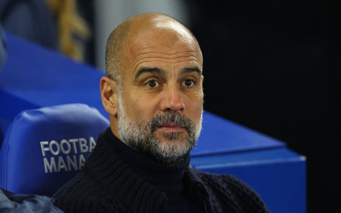 HLV Guardiola đồng ý ở lại Man City
