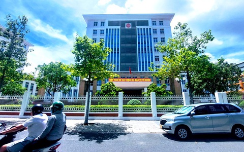 Chi cục thuế chặn làm thủ tục đất đai cho dân ‘xin nhận khuyết điểm, sai sót’