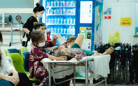 Nên chuyên nghiệp nghề chăm sóc bệnh nhân
