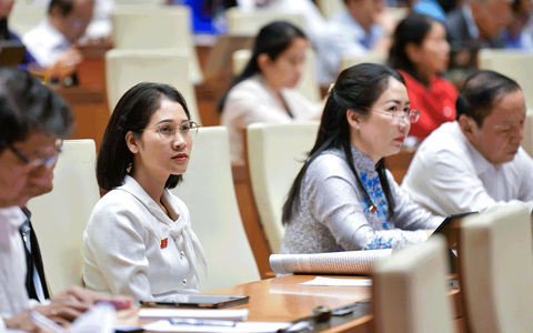 Truyền hình trực tiếp: Quốc hội thảo luận về tình hình thực hiện ngân sách Nhà nước