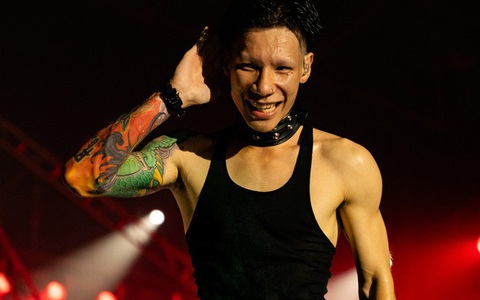 Rapper lập dị MCK đang gây 'bão mạng' là ai?