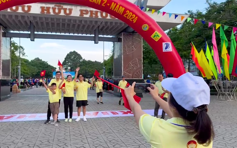 Hơn 3.000 người dân đi bộ đồng hành vì người nghèo ở Cần Thơ