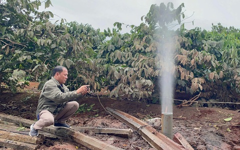Lại có thêm giếng khoan phun ra cột khí cao chục mét tại Gia Lai