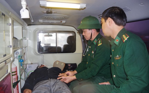 Kịp thời đưa thuyền viên nước ngoài gặp nạn vào bờ cấp cứu