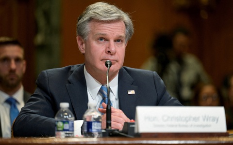 Ông Trump nói giám đốc FBI từ chức là 'ngày tuyệt vời với nước Mỹ'