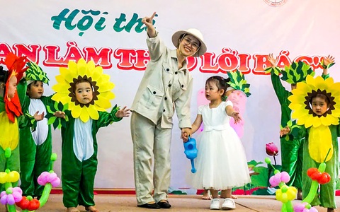 Học sinh mầm non thi kể chuyện Bác Hồ