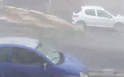Sức mạnh của cơn bão Chido gây thiệt hại nặng nề ở Pháp, hàng trăm người có thể đã chết