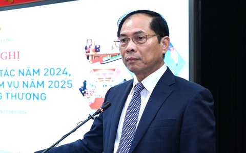 Phó thủ tướng Bùi Thanh Sơn: Sản xuất công nghiệp phục hồi mạnh mẽ là động lực chính cho tăng trưởng