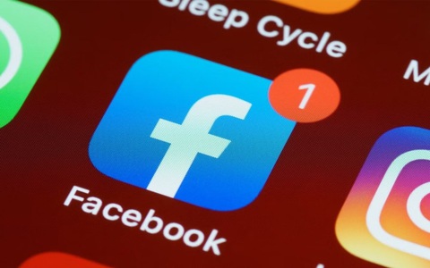 Nhiều người dùng Việt lo lắng vì dòng code lạ trên Facebook