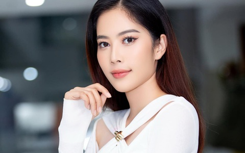 Hoa khôi Nam Em xin lỗi vì ồn ào livestream trên mạng xã hội