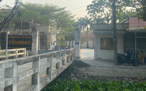 Gần 200 người khống chế bảo vệ, trốn thoát cơ sở cai nghiện ma túy