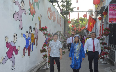 Phố 'Ông Đồ' điểm du xuân lý tưởng, tái hiện Tết xưa ở miền Tây