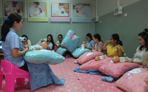 Thái Lan tính hợp pháp hóa việc mang thai hộ cho người nước ngoài