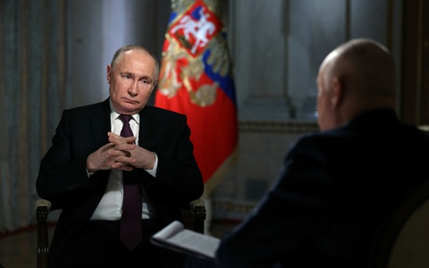 Ông Putin nói về lực lượng tràn qua biên giới Nga từ Ukraine bằng xe tăng