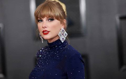 Giữ son đỏ bền màu đáng nể như Taylor Swift không hề khó