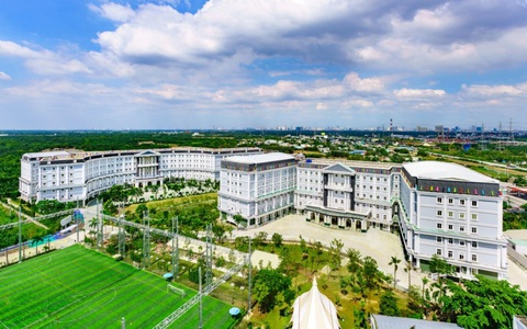Gói 'đầu tư giáo dục' của trường quốc tế: đóng tiền tỉ, hồi hộp khi có sự cố