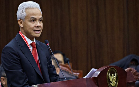 Hai đối thủ kêu gọi tòa án loại bỏ 'tổng thống đắc cử Indonesia' Subianto