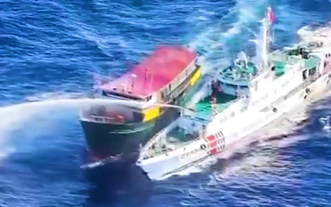 Philippines tuyên bố không khuất phục trước Trung Quốc ở Biển Đông