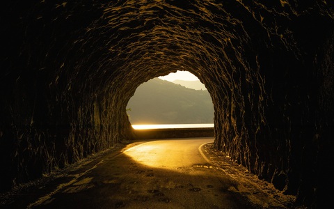 Tunnel Girl và làn sóng những người mê đào hầm