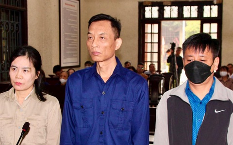 Nâng giá quà Tết tặng công nhân, nguyên chủ tịch Liên đoàn Lao động Hải Dương lãnh 5 năm tù