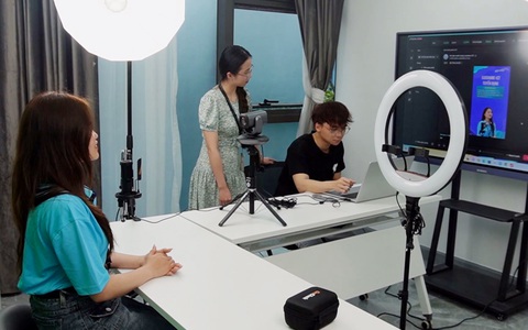 Góc nhìn trưa nay: Doanh nghiệp livestream tuyển dụng, giới trẻ thích thú