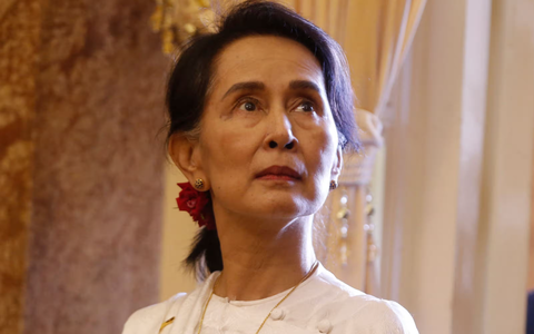 Bà Suu Kyi được chuyển về nhà giam lỏng vì thời tiết nóng