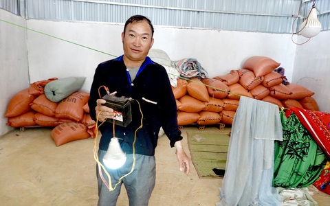Ân tình trên đất Điện Biên - Kỳ cuối: Sáng điện ở Điện Biên Đông