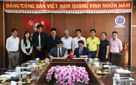 Tập đoàn Hàn Quốc hỗ trợ công nghệ nước sạch cho Trường đại học Trà Vinh