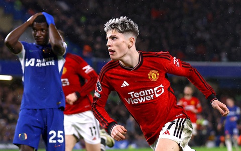 Dẫn 3-2 đến phút 90+7, Man United vẫn thua ngược Chelsea