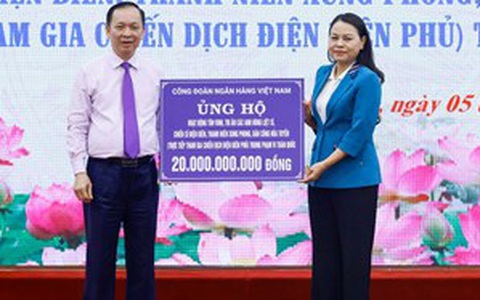 Tiếp nhận 22 tỉ đồng ủng hộ chiến sĩ Điện Biên