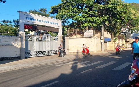 25 học sinh bị triệu chứng ngộ độc thực phẩm ở Nha Trang còn nằm viện