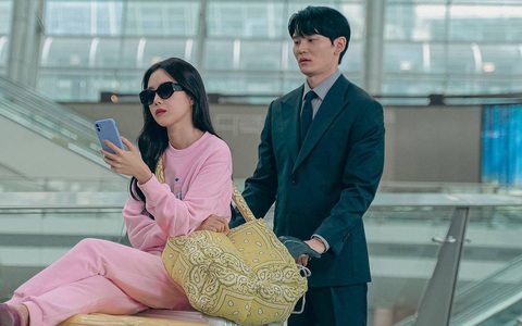 'Nữ hoàng quảng cáo': công việc là chiến tranh, nếu thua là chết